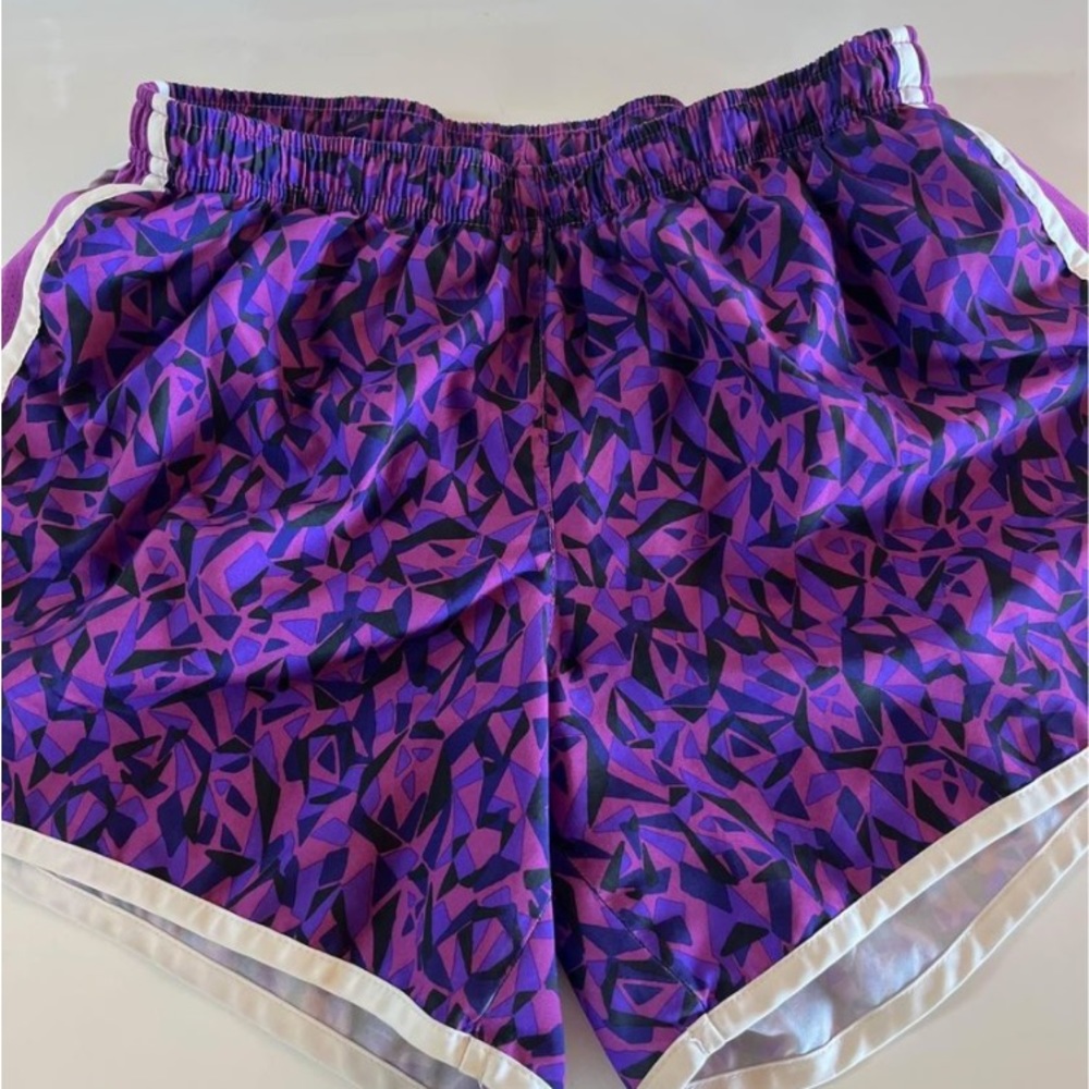 Nike shorts sz XL kids